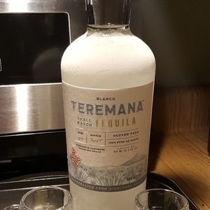 Meet your Posher, Myriam